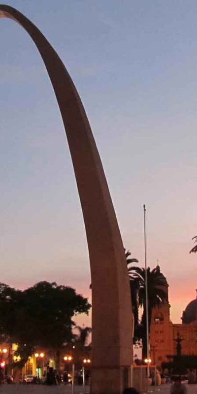 ¿Por qué Tacna recibe el nombre de ciudad Heroica ?